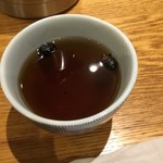 日本橋 天丼 金子半之助 - 黒豆茶❗️