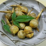 自由軒 - くわい空揚400円