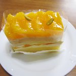 ブールドゥ・ネージュ - オレンジのショートケーキ