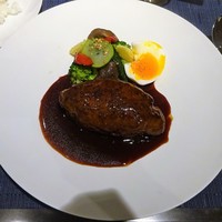 窯焼きステーキ 福田 - ランチ：和牛ハンバーグ 特製デミグラスソース
