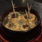 スペイン バル オー - マッシュルームの陶板焼き