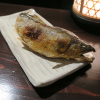 たでの葉 - 天然鮎の塩焼き 酢醤油で