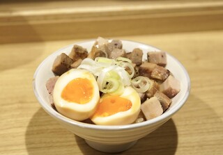 Menya Yuukou - ■焼豚丼 250円