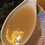 麺志 - スープは、あっさりめのスープ