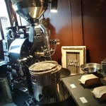 井尻珈琲焙煎所 - 内観