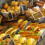 ブーランジェリークルミ - クルミ店内