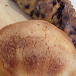 ブーランジェリークルミ - 究極のメロンパン１６０円　と　ショコラ・ノア