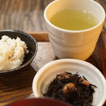 悠々 - ひじき、ポテトサラダ