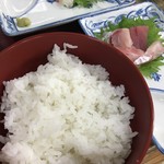 喫茶 コラル - ご飯普通盛り、刺身