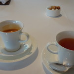 レストラン・モリエール - ◆ドリンクは選べますので「エスプレッソ」と「紅茶」を。普通の珈琲はないようですね。