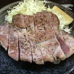 キセキ食堂 - 見よ！このステーキ。まさにキセキがここにある。
      税込1000円