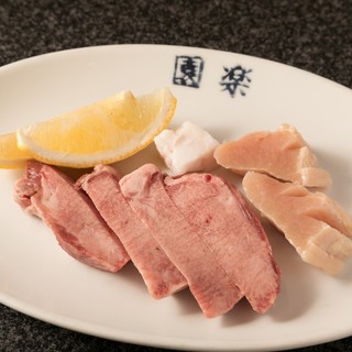 Thick-sliced Steak & thick-sliced Salted beef tongue