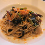 ダルクオーレ - 春野菜とアンチョビのパスタ　からすみ添え