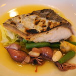 ダルクオーレ - メインの魚料理　さわらのグリル