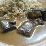 神戸甘辛カレー きてたもんせ - 牛肉ごろごろカレーアップ！　本当にでっかい牛がごろごろと入ってますよ。