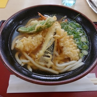 ファミールダイニング_2