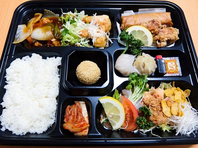 今日はお持ち帰り弁当をいただきました By リリケン 喰龍 くーろん 播磨高岡 中華料理 食べログ 今日はお持ち帰り弁当をいただきました By リリケン 喰龍 くーろん 播磨高岡 中華料理 食べログ