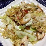 つかさ屋 - 残りは塩味の「なんちゃって海鮮焼きそば」にしちゃいました！！