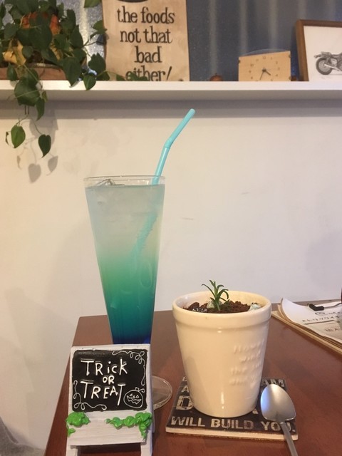 トリックオアートリート Trick Or Treat 桜山 カフェ 食べログ