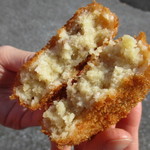 田邊精肉店 - ほっくほくのジャガイモたっぷり！