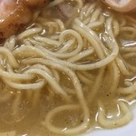 鶏こく中華 すず喜 - 三河屋製麺の麺