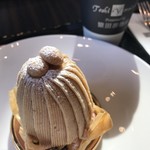 トシ・ヨロイヅカ 東京 - 