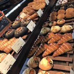 トシ・ヨロイヅカ 東京 - 