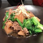 旬穀旬菜カフェ - A膳 牛肉と蓮根の揚げ煮 煎り黒豆ごはん 1080円。