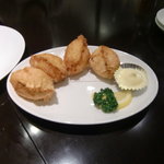 中国酒菜　暢暢 - エビギョウザ