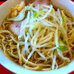 ラーメン二郎 - ラーメン少なめニンニクあり