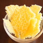たつみキッチン - 止まらなくなる、ぱりぱりチーズせんべい
