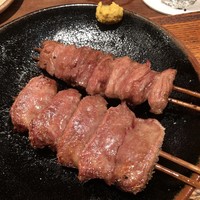 鳥茂 - 手間：タン元　奥タン先