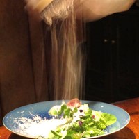 YAKINIKU 37west NY - 目の前でたっぷりチーズをおろしてくれます