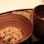 ミクニ -  子持ち鮎の炭火焼釜飯 田鶴さんの香の物 山理さんの赤だし