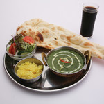 Khana Pina  - Sag-Chicken-Curry-Set-2