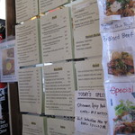 Pioneer Saloon - メニュー豊富