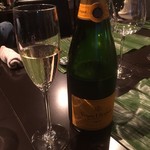 Spice&Dining KALA - 先ずはシャンパンから(^^)