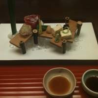美濃吉本店 竹茂楼 - 向付 初鰹 湯葉 (5月)