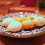 焼鳥 みずき - トロトロ卵黄の”うずら”