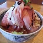 寿製麺よしかわ - チャーシュー丼。