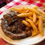 RESTAURANTE FERNANDO - 牛ステーキポルトガル風