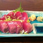 居酒屋まるいち - かつおの刺身　￥680(税込)