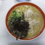 一九ラーメン - キクラゲ、のっけてます。