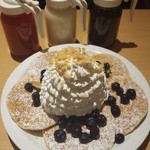 エッグスンシングス 横浜山下公園店 - 