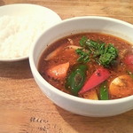 カレージム CHELSEA - 角煮野菜スープ大盛り