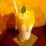 インディアンキッチン ラソイ - マンゴーラッシー！