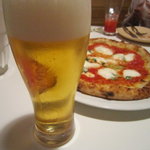 シシリヤ - ピッツァには、やっぱりビール～