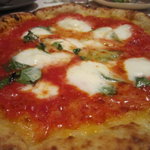 シシリヤ - チーズ・バジル