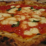 シシリヤ - 水牛のモッツァレラチーズ・バジル