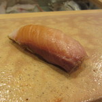 鮨 十兵衛 - ブリの漬け